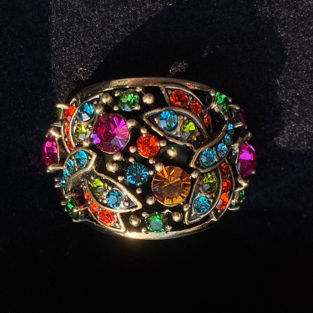 BNIB Sparkly Fantasy in Flight Heidi Daus Dragonfly ring